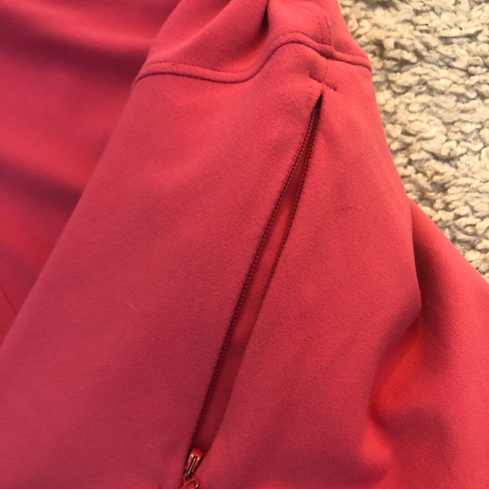 LULULEMON jacket!! - Picture 6 of 7